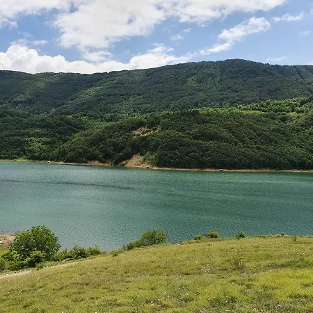 Zavojsko Jezero Pirot - Smestaj Manic Country house Gostusa