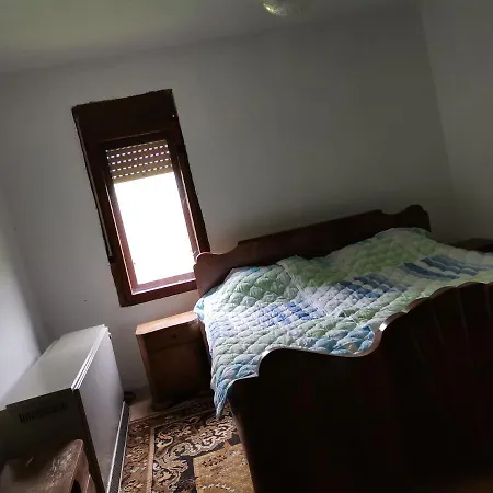 Zavojsko Jezero Pirot - Smestaj Manic Country house Gostusa